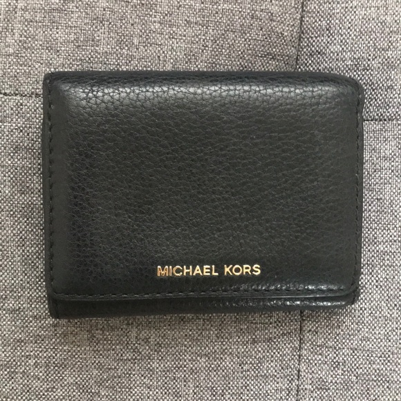 Michael Kors Accessories - Michael Kors Small Wallet